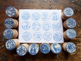 Razítka měsíčních znamení